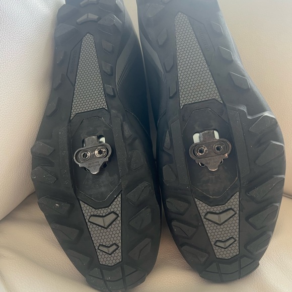 Shimano Men’s Cycling/Spinning Shoes - Picture 3 of 3